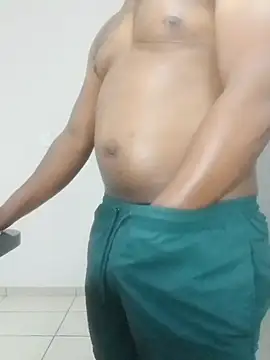 Snapshot of Yardie_bone chatting on 19, 12, 2025 Yardie bone online show from 19, 12, 2025