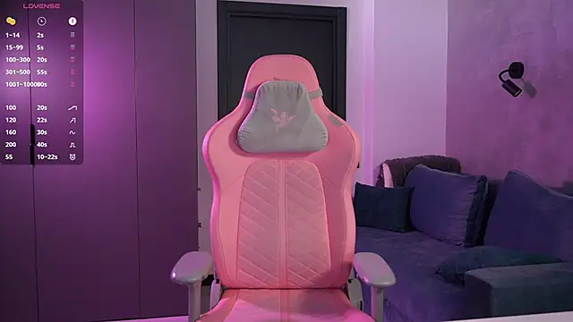 Snapshot of Mon_amiii chatting on 9, 3, 2025 Mon amiii online show from 9, 3, 2025