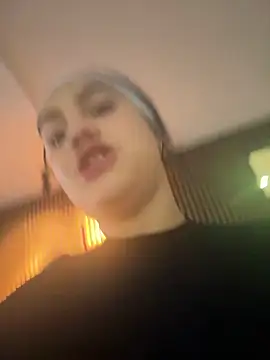 emily roberts1 online show from 28, 12, 2024