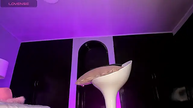 emily roberts1 online show from 12, 1, 2025