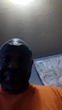 Snapshot of macnificent1fr chatting on 20, 9, 2025 macnificent1fr online show from 20, 9, 2025