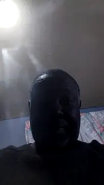 Snapshot of macnificent1fr chatting on 28, 11, 2025 macnificent1fr online show from 28, 11, 2025