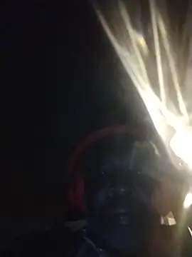 Snapshot of macnificent1fr chatting on 4, 12, 2025 macnificent1fr online show from 4, 12, 2025