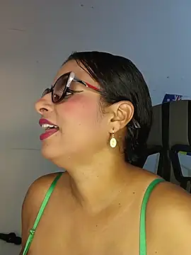 Snapshot of Alizon_1 chatting on 10, 7, 2026 Alizon 1 online show from 10, 7, 2026