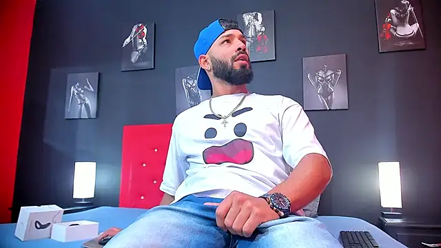 Thiagogomez online show from 17, 1, 2025