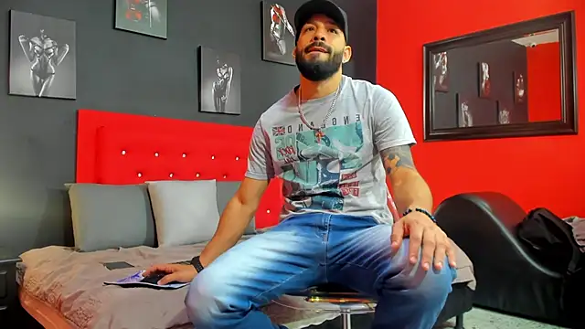 Thiagogomez online show from 23, 9, 2025