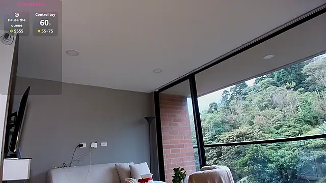 Snapshot of Helenbronwx chatting on 25, 11, 2025 Helenbronwx online show from 25, 11, 2025