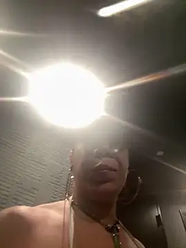 Snapshot of Bigbuttbrooklynn chatting on 25, 10, 2025 Bigbuttbrooklynn online show from 25, 10, 2025