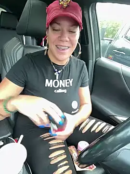 Snapshot of Bigbuttbrooklynn chatting on 4, 11, 2025 Bigbuttbrooklynn online show from 4, 11, 2025