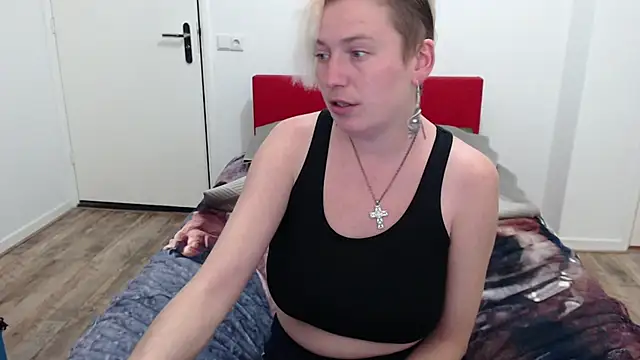 Snapshot of cumfun chatting on 5, 2, 2025 cumfun online show from 5, 2, 2025