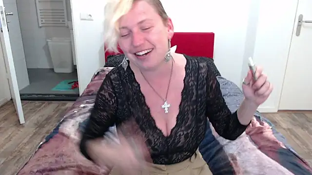 Snapshot of cumfun chatting on 6, 3, 2025 cumfun online show from 6, 3, 2025