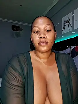 Snapshot of Toya_P chatting on 28, 9, 2025 Toya P online show from 28, 9, 2025