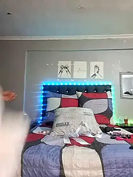 Snapshot of Toya_P chatting on 20, 11, 2025 Toya P online show from 20, 11, 2025