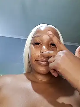 Snapshot of Toya_P chatting on 16, 5, 2026 Toya P online show from 16, 5, 2026
