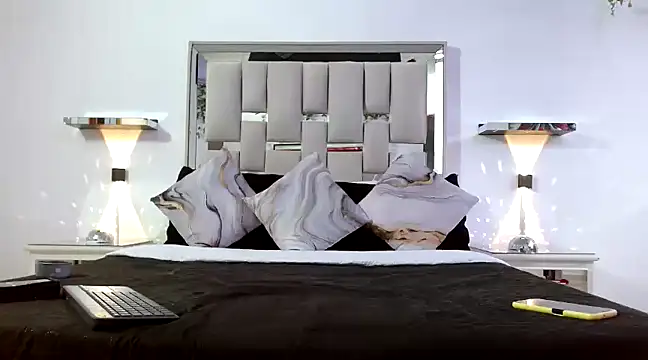 Snapshot of hellen_martin chatting on 14, 2, 2025 hellen martin online show from 14, 2, 2025