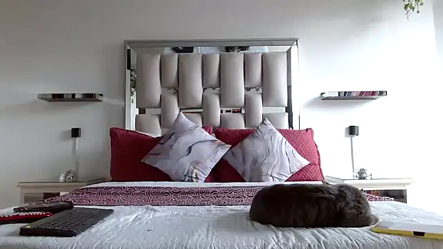 Snapshot of hellen_martin chatting on 6, 3, 2025 hellen martin online show from 6, 3, 2025