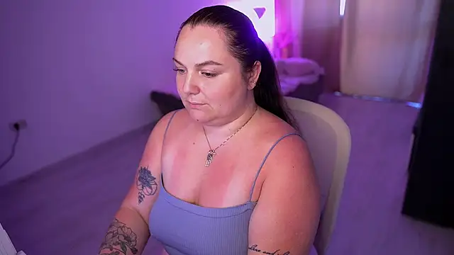 Snapshot of ameliaminkx chatting on 9, 6, 2026 ameliaminkx online show from 9, 6, 2026