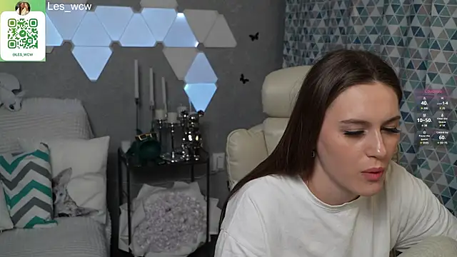 HarleyDeess online show from 11, 3, 2025