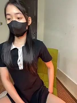 Snapshot of DA-EUN chatting on 8, 3, 2025 DA-EUN online show from 8, 3, 2025