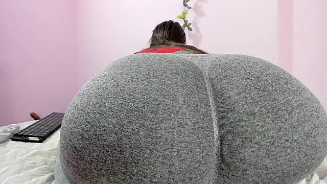 Snapshot of Samanta_roberts1 chatting on 27, 2, 2025 Samanta roberts1 online show from 27, 2, 2025