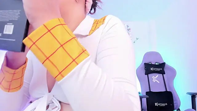 Snapshot of Samanta_roberts1 chatting on 1, 11, 2025 Samanta roberts1 online show from 1, 11, 2025