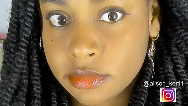 Snapshot of alison-ker3 chatting on 13, 11, 2025 alison-ker3 online show from 13, 11, 2025