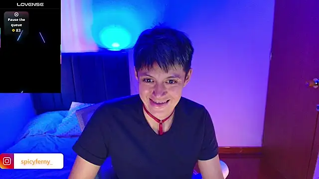 Snapshot of 9_Fernanda_9 chatting on 13, 12, 2025 9 Fernanda 9 online show from 13, 12, 2025