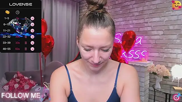 Snapshot of SarahCoksss chatting on 15, 2, 2025 SarahCoksss online show from 15, 2, 2025