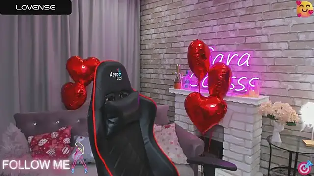 Snapshot of SarahCoksss chatting on 16, 2, 2025 SarahCoksss online show from 16, 2, 2025