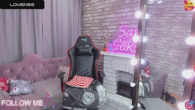 Snapshot of SarahCoksss chatting on 11, 3, 2025 SarahCoksss online show from 11, 3, 2025