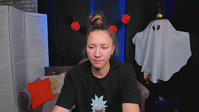 Snapshot of SarahCoksss chatting on 30, 10, 2025 SarahCoksss online show from 30, 10, 2025