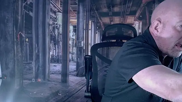 ManlyPrisonGuy online show from 27, 11, 2025