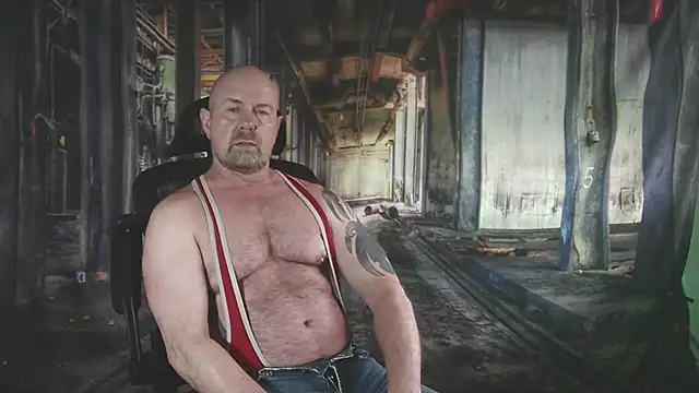 ManlyPrisonGuy online show from 7, 4, 2026