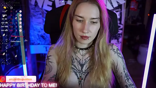 Snapshot of amywhitenessxx chatting on 27, 12, 2024 amywhitenessxx online show from 27, 12, 2024