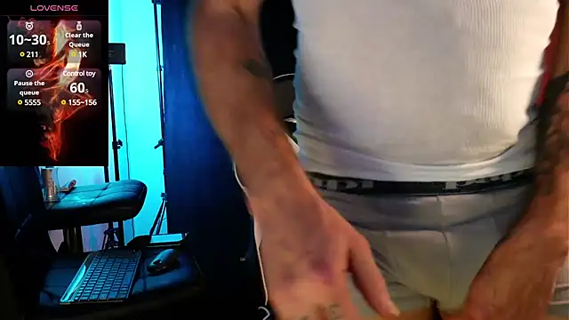 Snapshot of FiftyShadez chatting on 2, 2, 2025 FiftyShadez online show from 2, 2, 2025