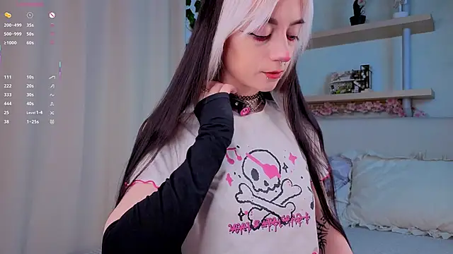 TristaRoht online show from 8, 11, 2025