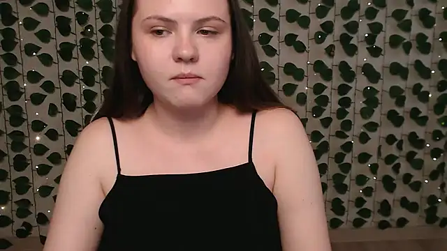 Snapshot of IxxiLiana chatting on 2, 2, 2025 IxxiLiana online show from 2, 2, 2025