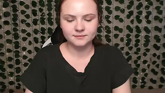 Snapshot of IxxiLiana chatting on 11, 2, 2025 IxxiLiana online show from 11, 2, 2025