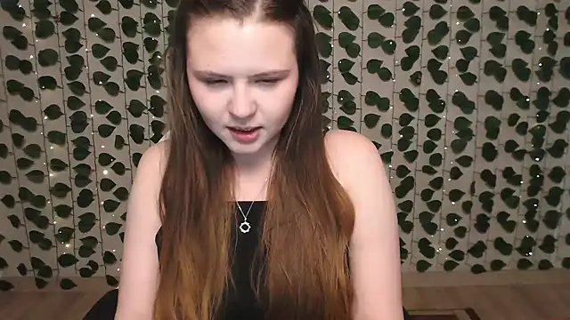 Snapshot of IxxiLiana chatting on 2, 3, 2025 IxxiLiana online show from 2, 3, 2025