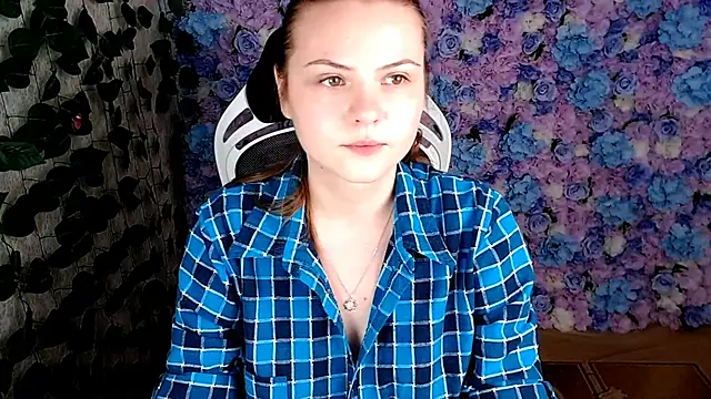 Snapshot of IxxiLiana chatting on 14, 10, 2025 IxxiLiana online show from 14, 10, 2025