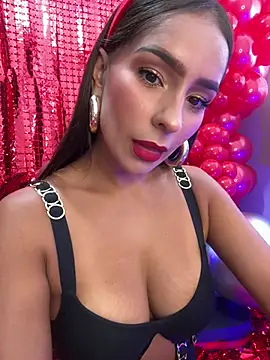 Snapshot of Mau_White chatting on 10, 2, 2025 Mau White online show from 10, 2, 2025