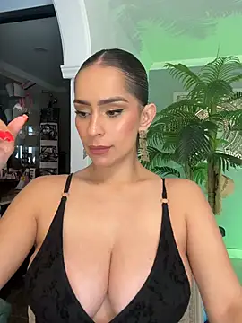 Snapshot of Mau_White chatting on 29, 6, 2026 Mau White online show from 29, 6, 2026
