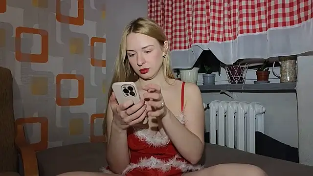 FREYA - online show from 5, 12, 2025