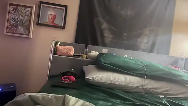 Snapshot of Yagurl__west chatting on 6, 2, 2025 Yagurl west online show from 6, 2, 2025