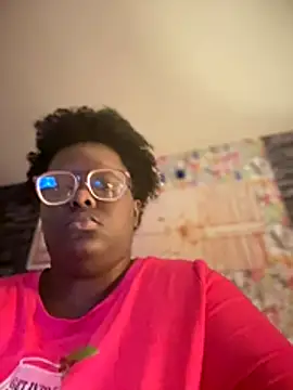 Snapshot of Yagurl__west chatting on 26, 11, 2025 Yagurl west online show from 26, 11, 2025