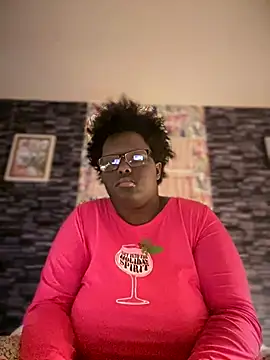 Snapshot of Yagurl__west chatting on 4, 12, 2025 Yagurl west online show from 4, 12, 2025