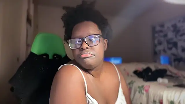 Snapshot of Yagurl__west chatting on 13, 1, 2026 Yagurl west online show from 13, 1, 2026