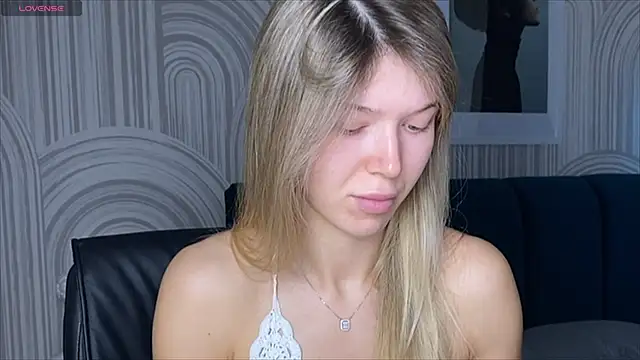 Snapshot of viviann_evans chatting on 16, 9, 2025 viviann evans online show from 16, 9, 2025