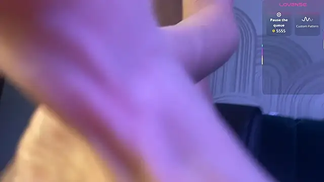 Snapshot of viviann_evans chatting on 18, 11, 2025 viviann evans online show from 18, 11, 2025