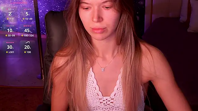 Snapshot of viviann_evans chatting on 28, 11, 2025 viviann evans online show from 28, 11, 2025